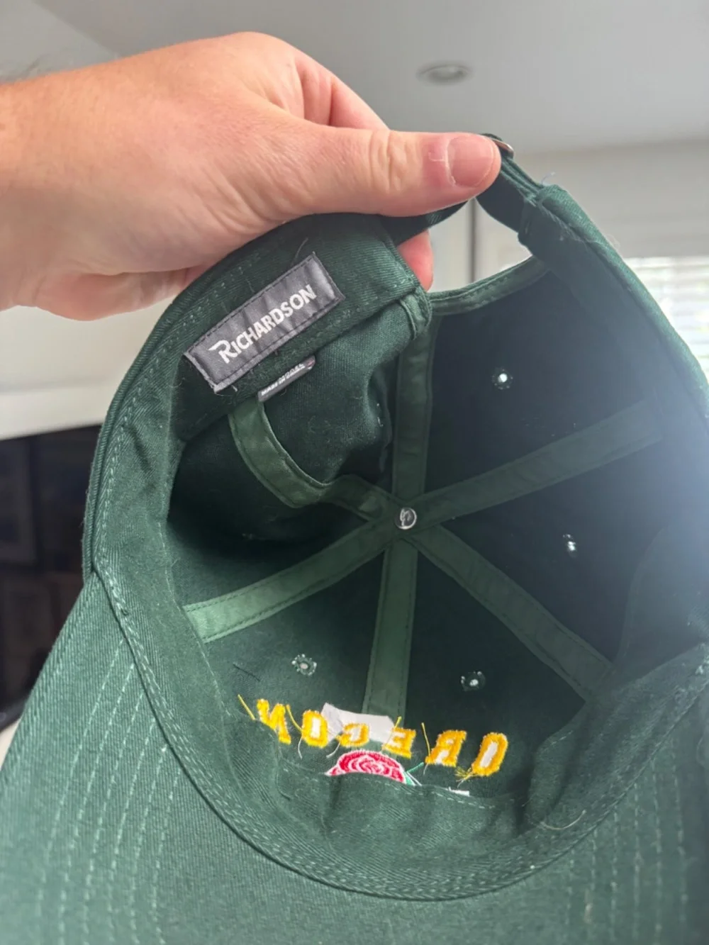 *VINTAGE & RARE* Oregon Ducks 2010 Rose Bowl Strapback in Dark Green